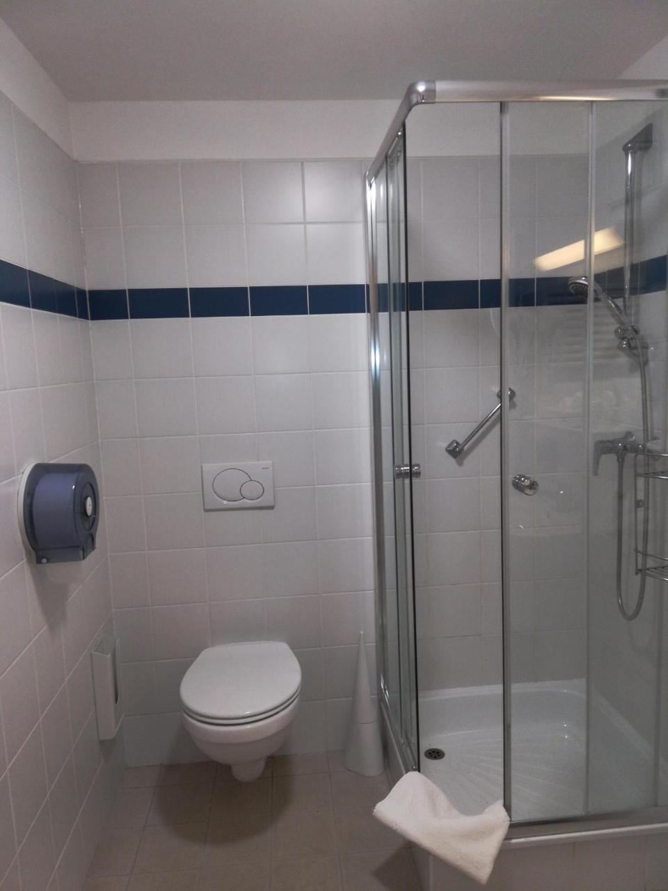 Otp Hotel Βουδαπέστη Εξωτερικό φωτογραφία